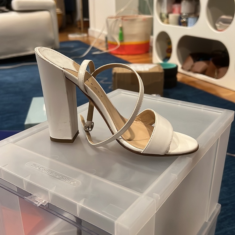 Theory White Heels